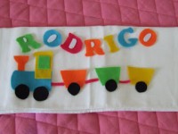 /album/ateli%c3%aa-l-%26amp%3b-n/a1270071673-85009429-7-fraldas-personalizadas-em-feltro-para-menino-e-men-jpg/